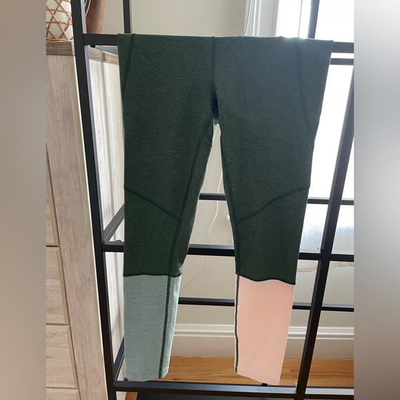 Outdoor Voices 7/8 legging - Picture 2 of 2